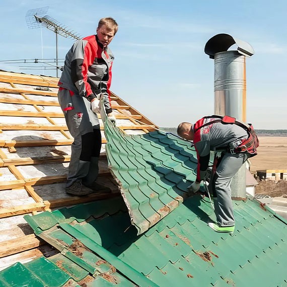 Демонтаж кровли и крыши в Советске и Кировской области